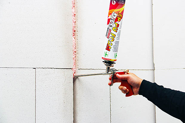 denbraver-APPLICATIE ZW FP PU FOAM | BouwTotaal