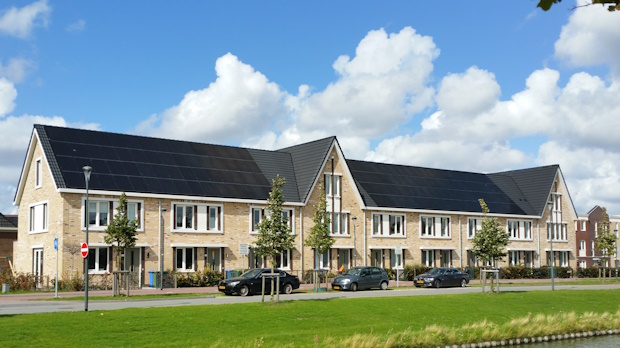 Zonnepanelen geïntegreerd in dakvlak